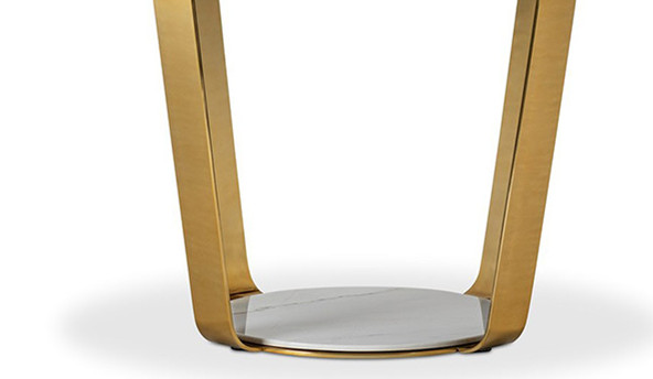 鑫廣意不銹鋼桌腿延用簡潔的巧妙的十字錯位設計訴說著浪漫故事